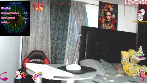 Miaa Thompson INDEPENDENT MODEL online show from 12.22.24