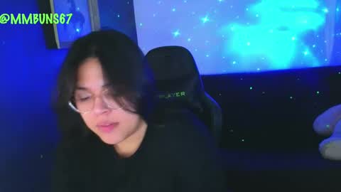 Mia online show from 09.17.25