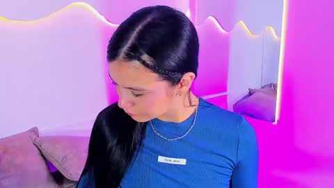 Snapshot of miahansson chatting on 05.31.26 MIA online show from 05.31.26