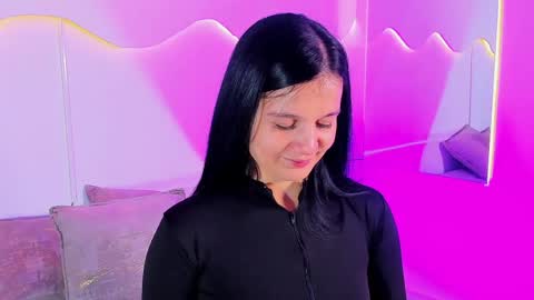 Snapshot of miahansson chatting on 06.02.26 MIA online show from 06.02.26