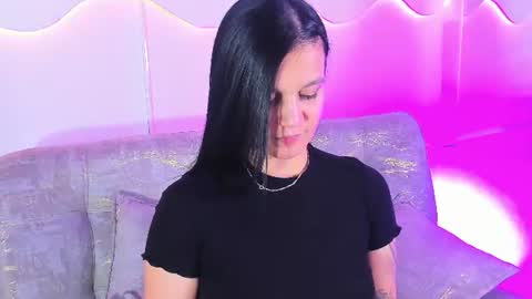 Snapshot of miahansson chatting on 06.08.26 MIA online show from 06.08.26