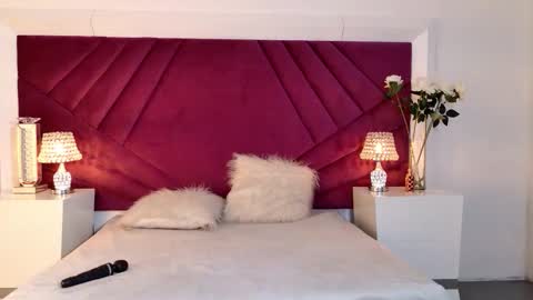 miahantonelli online show from 03.26.26