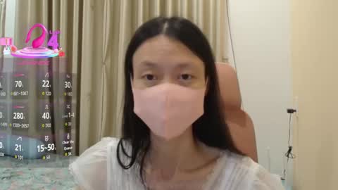 miahchan68 online show from 12.21.25