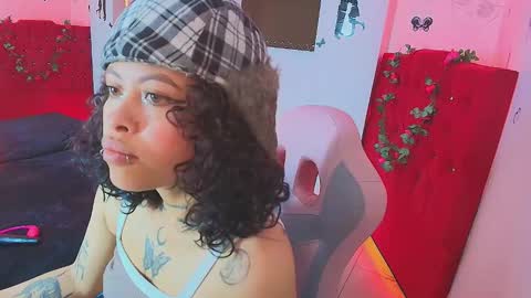 MIA VELEZ online show from 09.11.25