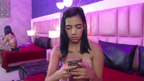 Mia online show from 05.11.26