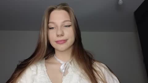 milanaaaa online show from 02.25.25