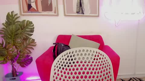 Mia Khalifa online show from 01.09.26