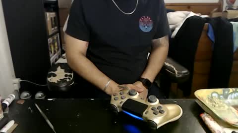 Mark online show from 01.10.26