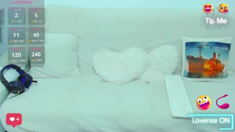 Mia Kittyy online show from 05.13.26