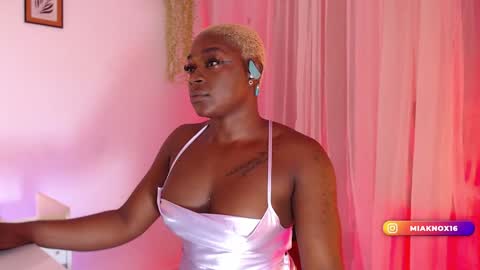 Mia online show from 02.03.25