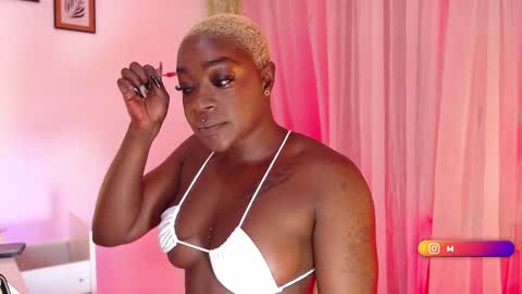 Mia online show from 02.04.25