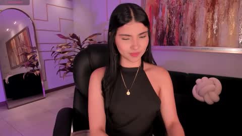 Call me Mia  online show from 12.19.25