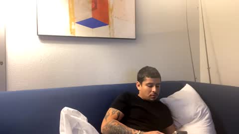 miamiclos1 online show from 01.31.25