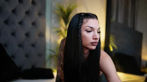 Snapshot of miamicoffee chatting on 09.10.25 Miami online show from 09.10.25