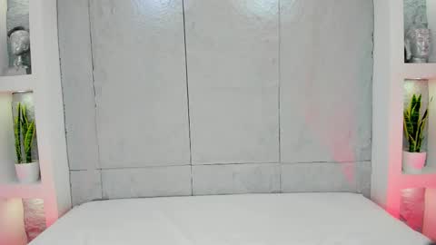 Mia Mistrex online show from 10.19.25