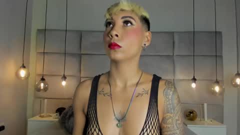 Mia Morgann online show from 01.23.25