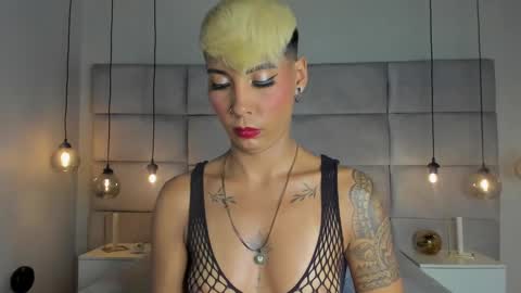 Mia Morgann online show from 01.23.25