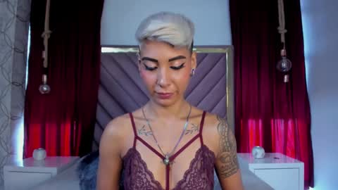 Mia Morgann online show from 02.20.25