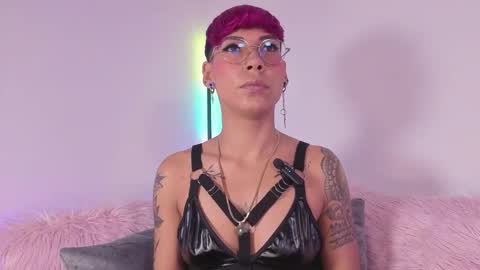 Mia Morgann online show from 11.19.25