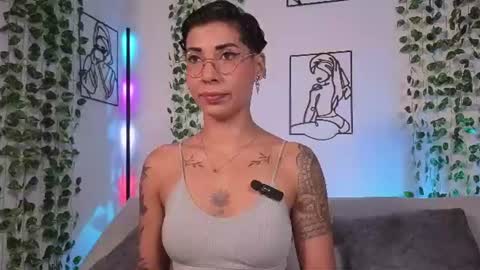 Mia Morgann online show from 07.05.26