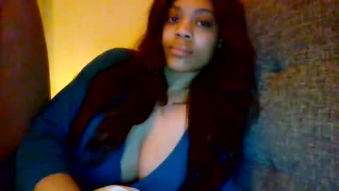 MiaMuffn online show from 03.25.26