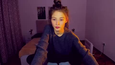 Mia online show from 12.26.24