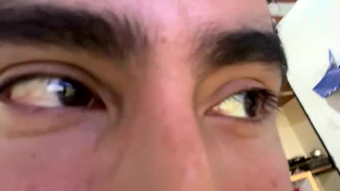 MIA REINA online show from 02.21.26