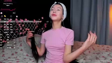Snapshot of miarielle chatting on 06.22.26 Liz online show from 06.22.26