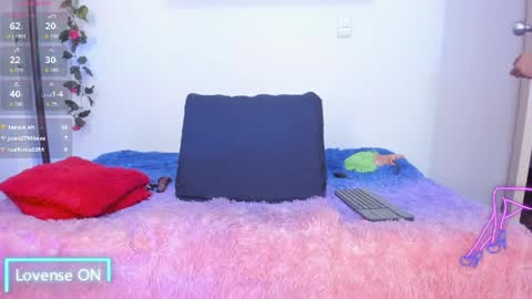 Mia Milf online show from 03.27.26