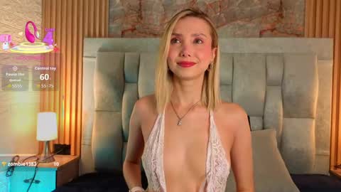 Snapshot of miaroldan chatting on 10.06.25 miaroldan online show from 10.06.25