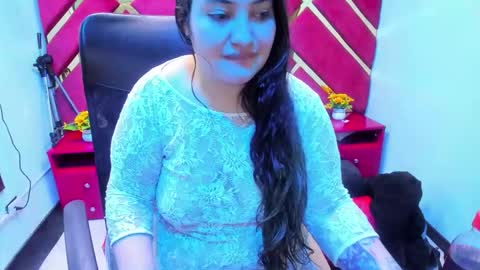 MiaRouse online show from 02.13.26