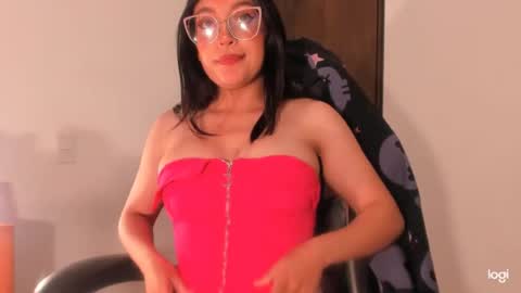 Mia online show from 06.30.26