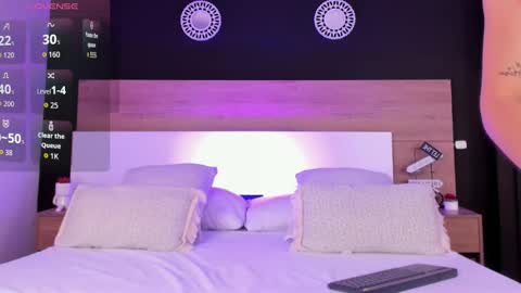 Mia online show from 10.01.25