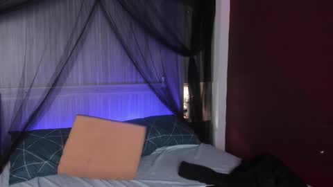 miaturnerr_ online show from 01.14.26