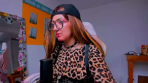 Snapshot of miauwunita chatting on 05.28.26 miauwunita online show from 05.28.26