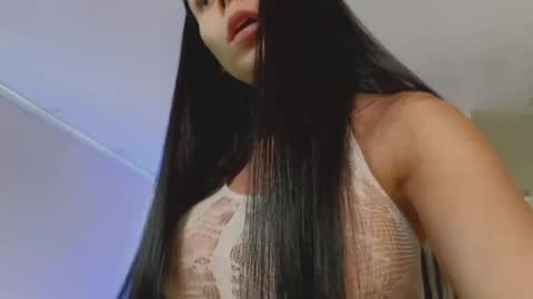 Mia online show from 01.22.25