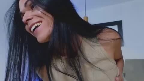 Mia online show from 01.27.25