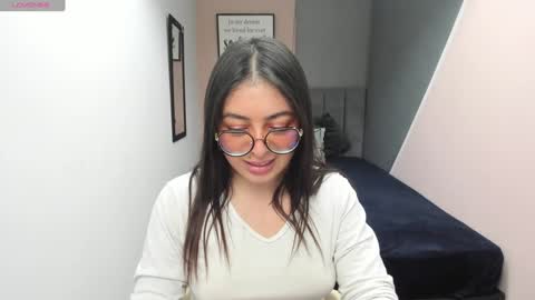 M I A W I L S online show from 02.05.25