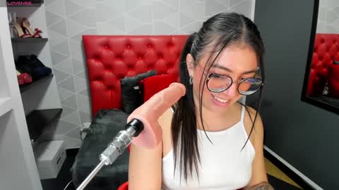 M I A W I L S online show from 02.09.25