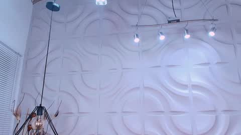 Mia online show from 01.26.25