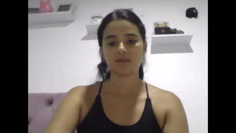 Snapshot of micaelamoreno18 chatting on 05.28.26 micaelamoreno18 online show from 05.28.26