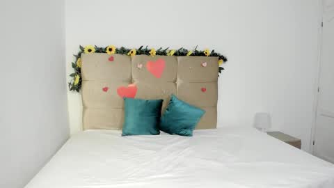 Snapshot of michael_and_sharon chatting on 02.27.25 Micky and Sharon online show from 02.27.25