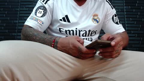 Michael Daviss online show from 01.06.25