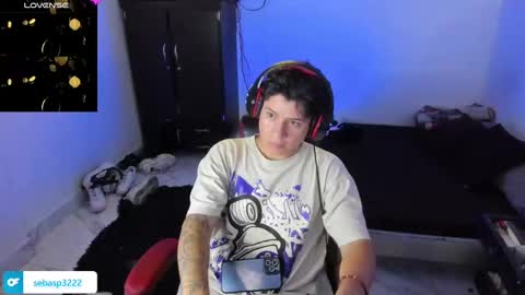 Snapshot of michael_kendall0 chatting on 01.14.25 michael independent model online show from 01.14.25