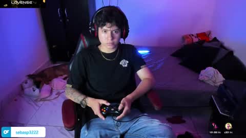 Snapshot of michael_kendall0 chatting on 02.26.25 michael independent model online show from 02.26.25