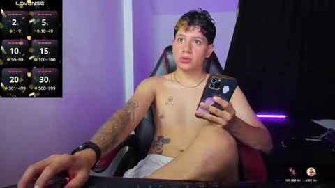 Snapshot of michael_kendall0 chatting on 10.04.25 michael independent model online show from 10.04.25