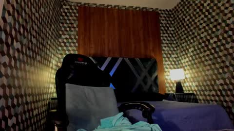 Snapshot of michael_magno chatting on 02.07.25 Michael Stevens online show from 02.07.25