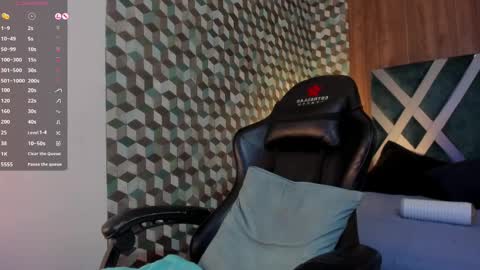 Snapshot of michael_magno chatting on 02.13.25 Michael Stevens online show from 02.13.25