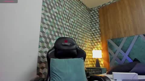 Snapshot of michael_magno chatting on 02.26.25 Michael Stevens online show from 02.26.25