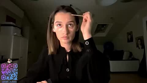 Emily online show from 10.31.25